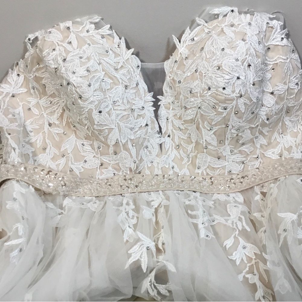 NWT blush pink and white embroidery leaf toile Hebeos short wedding dress 18/20W - Picture 9 of 9